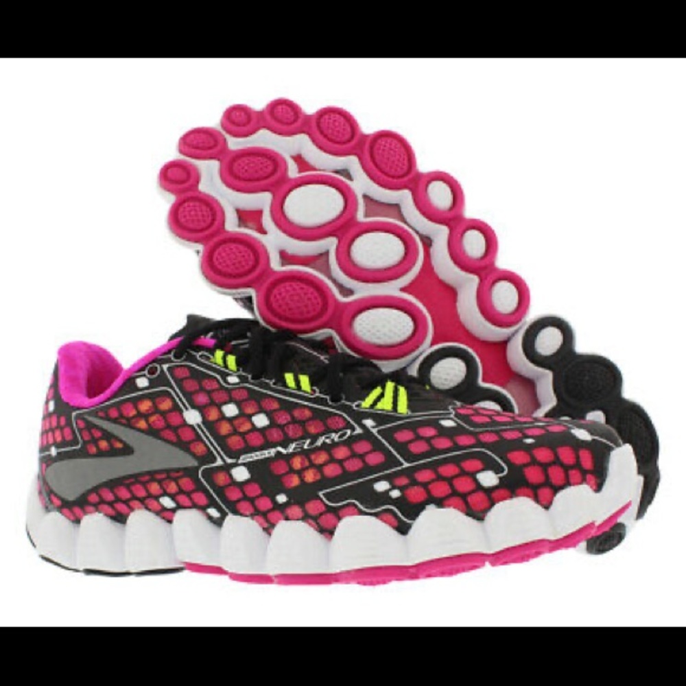 Brooks Neuro running shoes 💥